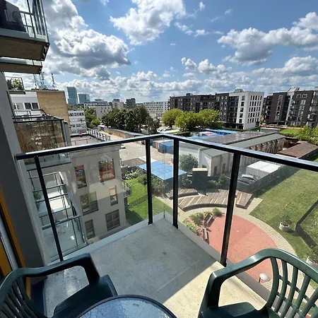 Апартаменты Your - Stylish In Center, With Balcony & Self Check-in