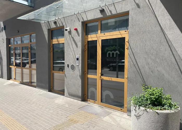 Butas Your - Stylish In Center, With Balcony & Self Check-in *