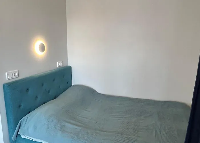 Your - Stylish In Center, With Balcony & Self Check-in *