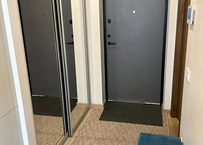 Your - Stylish In Center, With Balcony & Self Check-in アパート *